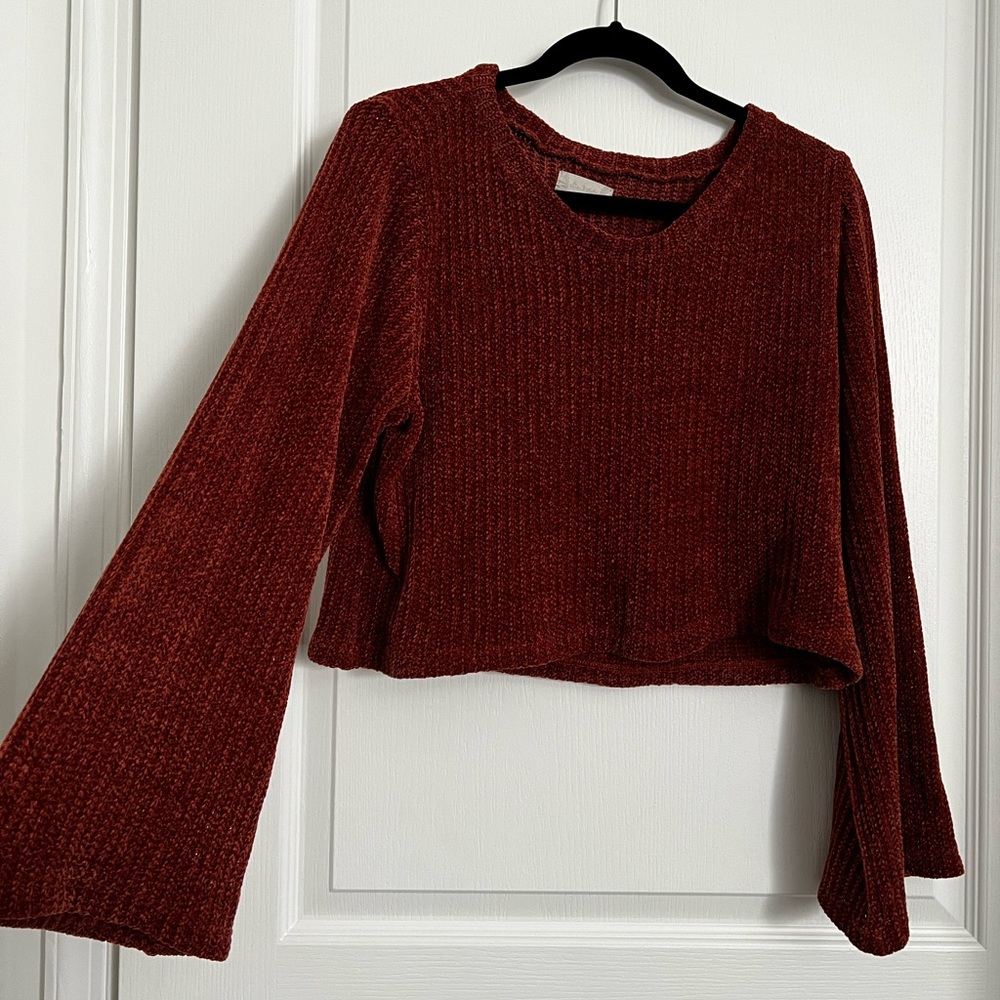 Alter’d State Cropped Sweater Top with Bell Sleeves (Super Soft)🧡
